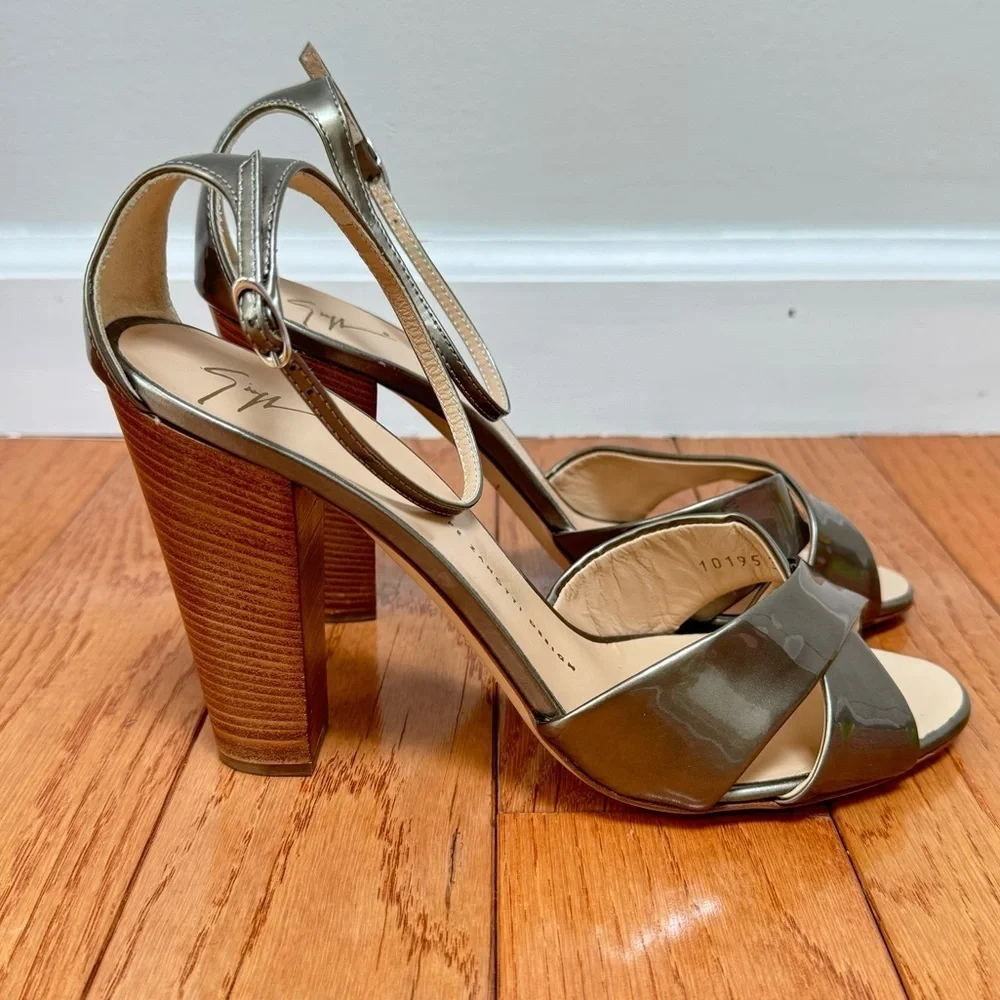 Giuseppe Zanotti strapped‎ bronze and wood block heels size 39.5